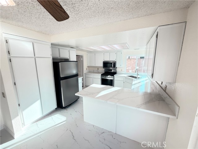 Detail Gallery Image 47 of 54 For 2450 via Pacifica, Corona,  CA 92882 - 4 Beds | 3 Baths