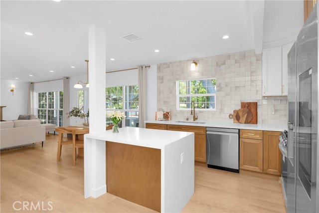 3306 San Anseline Avenue, Long Beach CA: https://media.crmls.org/medias/62390c7d-a881-486d-8d90-9da848bf6c55.jpg