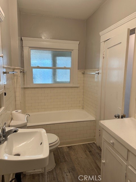 Detail Gallery Image 41 of 64 For 1025 Locust Ave, Long Beach,  CA 90813 - – Beds | – Baths