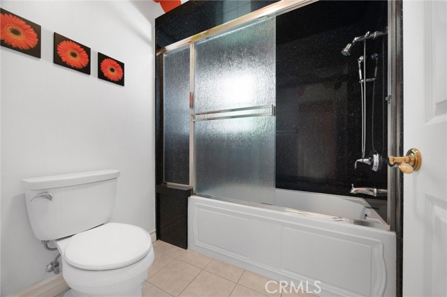 Detail Gallery Image 51 of 72 For 8905 Saint Cloud Ln, Bakersfield,  CA 93311 - 4 Beds | 4/1 Baths