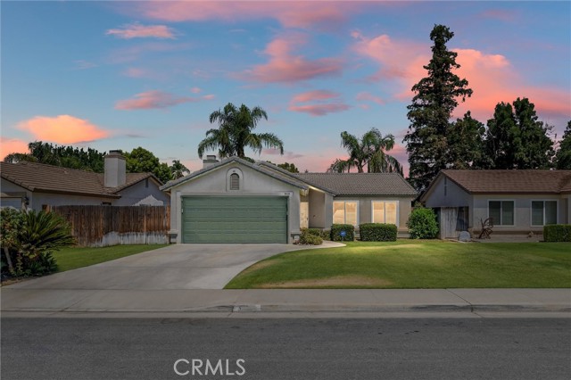 Detail Gallery Image 1 of 1 For 9110 Green Bank St, Bakersfield,  CA 93312 - 3 Beds | 2 Baths