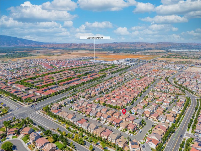 16087 Apricot Ave, Chino CA: https://media.crmls.org/medias/623a1891-a639-44b9-92f0-7beefed62dae.jpg