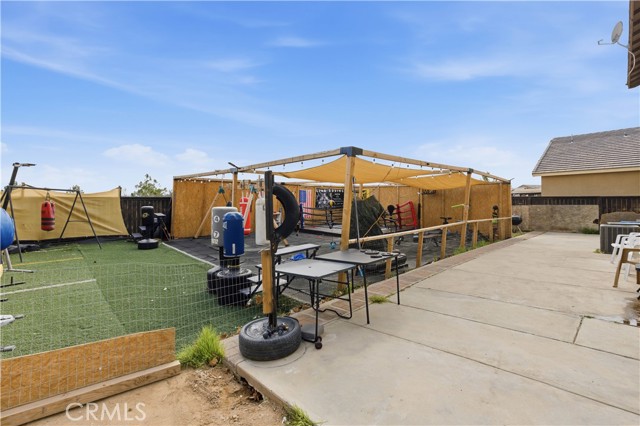 Detail Gallery Image 34 of 43 For 13855 Jackson St, Oak Hills,  CA 92344 - 5 Beds | 3 Baths