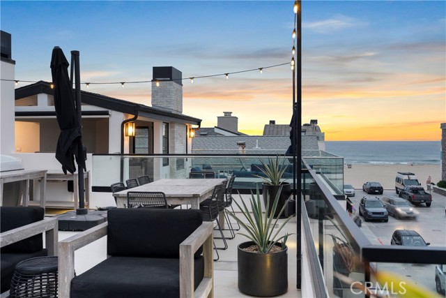 112 30th Street, Newport Beach CA: https://media.crmls.org/medias/623aff5d-8bb4-4b67-b2e4-9ed48030b1bd.jpg