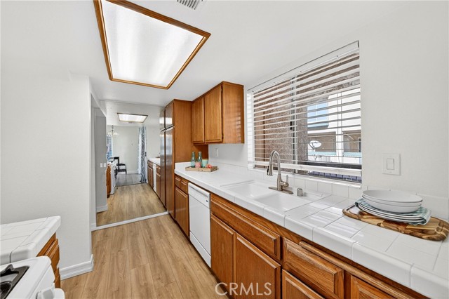Detail Gallery Image 9 of 51 For 22123 S Figueroa St #139,  Carson,  CA 90745 - 3 Beds | 2/1 Baths