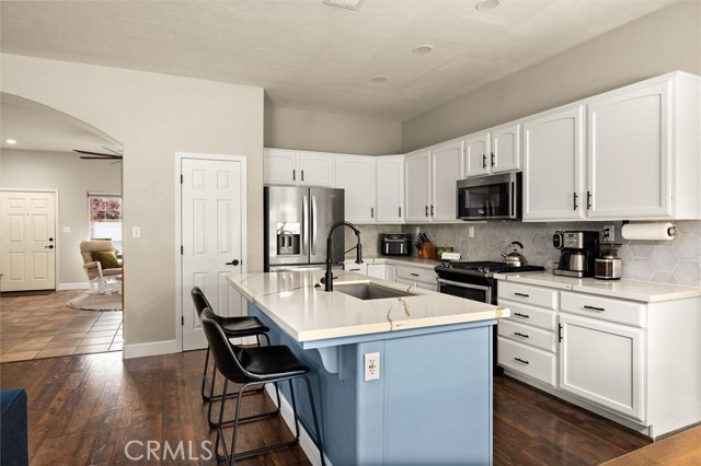 Detail Gallery Image 7 of 58 For 2642 Vineyard Cir, Paso Robles,  CA 93446 - 4 Beds | 2 Baths