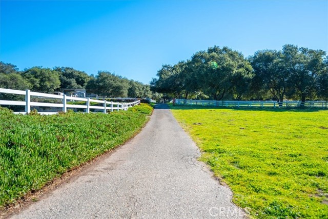 425 W El Campo Road, Arroyo Grande CA: https://media.crmls.org/medias/623ca866-f9e0-4828-a48c-b8f636c869af.jpg