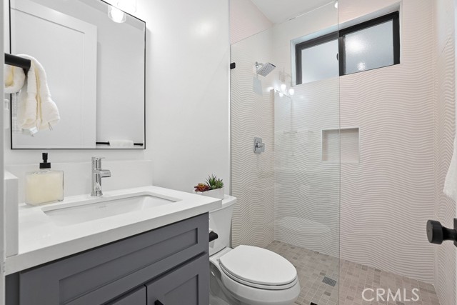 Detail Gallery Image 19 of 50 For 11221 Davenport Rd, Rossmoor,  CA 90720 - 5 Beds | 6 Baths