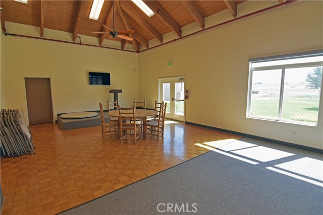 11614 Ridgemark Road, Apple Valley CA: https://media.crmls.org/medias/623de3e7-08a6-4adc-84c1-7a7907e87ed2.jpg
