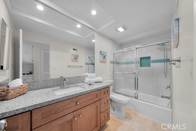 31 Oaktree Lane, Rolling Hills Estates CA: https://media.crmls.org/medias/623e6d7b-7aae-4dba-953b-5915bda38128.jpg