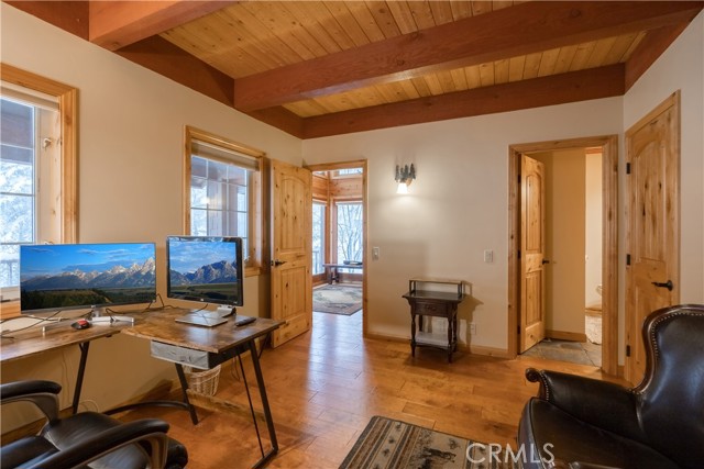Detail Gallery Image 13 of 50 For 42028 Sky View, Big Bear Lake,  CA 92315 - 7 Beds | 5/1 Baths