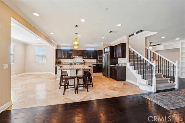 Detail Gallery Image 5 of 37 For 15415 Nikolai Ln, Fontana,  CA 92336 - 4 Beds | 3/1 Baths