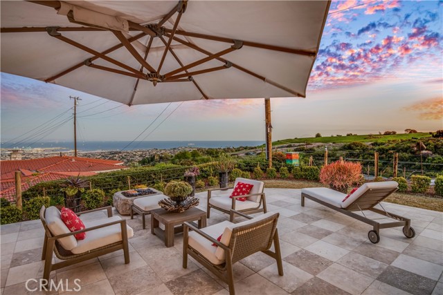 2350 Daladier Drive, Rancho Palos Verdes, California 90275, 4 Bedrooms Bedrooms, ,3 BathroomsBathrooms,Residential,Sold,Daladier,PV22055462