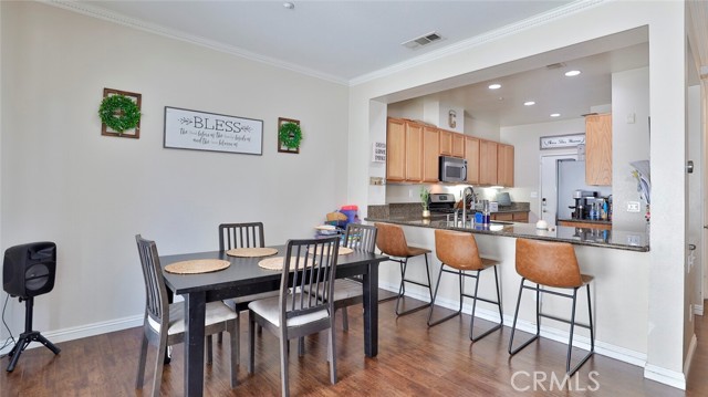 Detail Gallery Image 12 of 53 For 7161 East Ave #80,  Rancho Cucamonga,  CA 91739 - 3 Beds | 2/1 Baths
