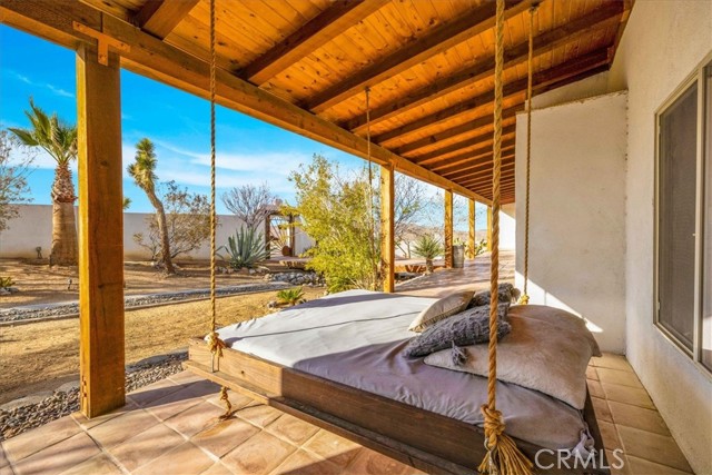 7423 Juniper Road, Joshua Tree CA: https://media.crmls.org/medias/624228dd-3b1e-4317-9618-0d0e4696dbb0.jpg