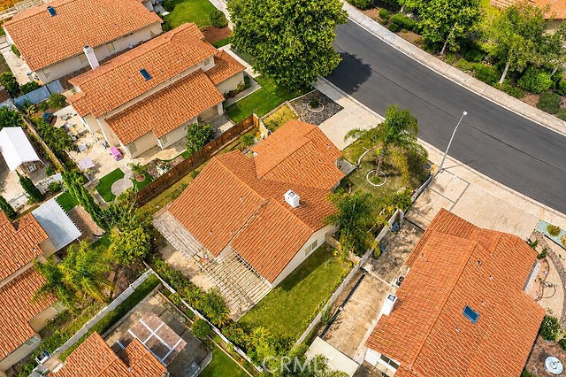 https://media.crmls.org/medias/6242962a-5ce9-4dda-8f8f-a728939f97a9.jpg?preset=X-Large