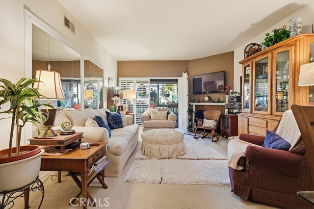 Detail Gallery Image 9 of 33 For 2101 E 21st #306,  Signal Hill,  CA 90755 - 2 Beds | 2 Baths