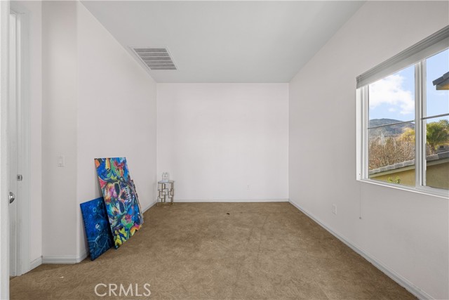 2123 Coconut Place, Palmdale CA: https://media.crmls.org/medias/6242ff9c-816f-4537-b97e-d8f6cc1a641f.jpg