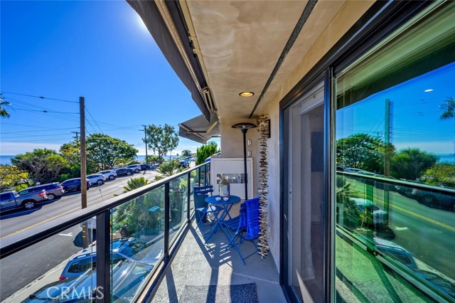 Detail Gallery Image 28 of 33 For 174 Cliff Dr #F,  Laguna Beach,  CA 92651 - 2 Beds | 2 Baths