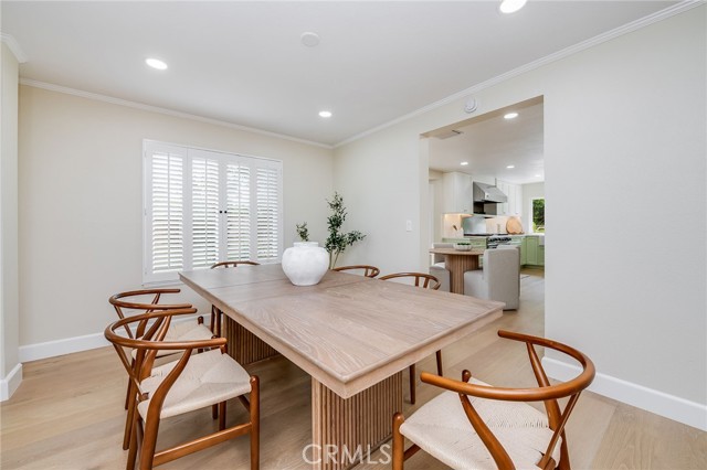20516 Germain Street, Chatsworth CA: https://media.crmls.org/medias/6246bf15-f132-4267-86d6-e39b41a1e5d5.jpg