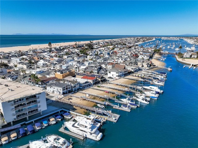 Detail Gallery Image 33 of 34 For 311 E Edgewater a,  Newport Beach,  CA 92661 - 2 Beds | 1 Baths