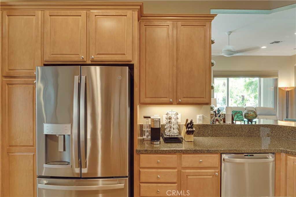 MLS #IV25215680 image #6