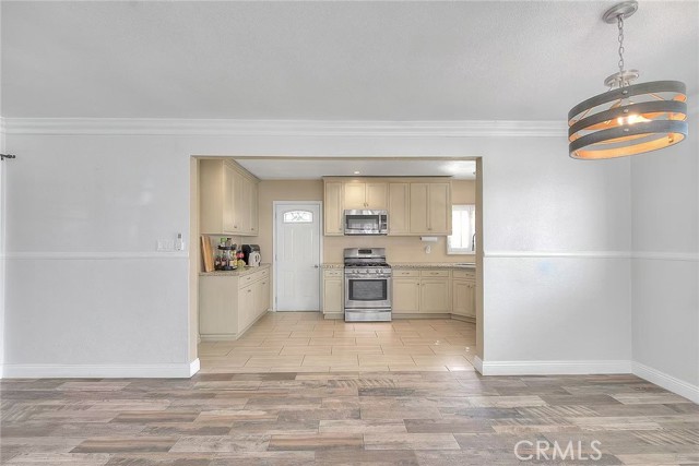 6442 Raymond Avenue, Long Beach CA: https://media.crmls.org/medias/6248c3a3-cd66-48ed-a863-23d5d302e258.jpg