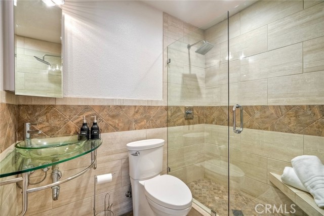4273 Spoon Bill Way, Oceanside CA: https://media.crmls.org/medias/624a258b-8ce9-459e-b695-4d63c5392782.jpg