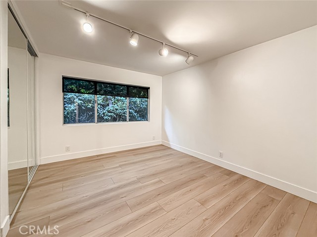 Detail Gallery Image 27 of 67 For 4575 De Celis Pl, Encino,  CA 91436 - 4 Beds | 3 Baths