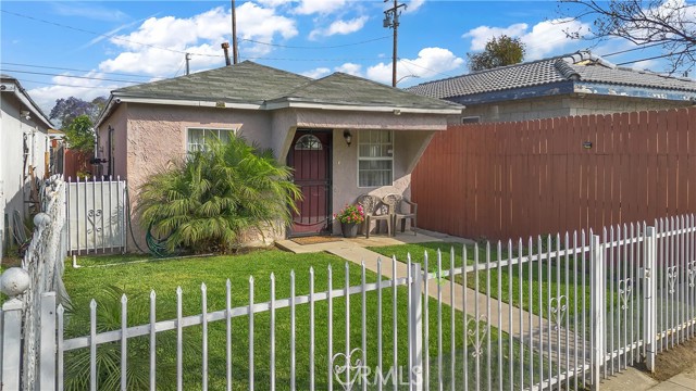 Detail Gallery Image 5 of 25 For 2063 E Knopf, Compton,  CA 90222 - 2 Beds | 1 Baths