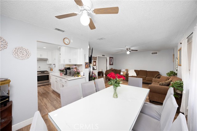 1118 Kwis Avenue, Hacienda Heights CA: https://media.crmls.org/medias/624bbe0c-9499-4d5e-be7b-b97b4088838e.jpg