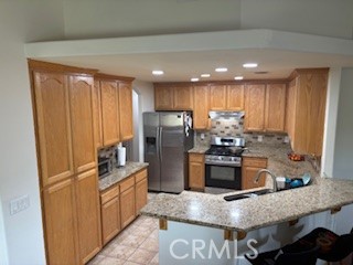 https://media.crmls.org/medias/624c0655-251f-4a8d-b623-44723fff47a7.jpg?preset=X-Large