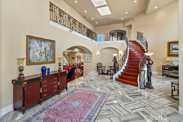 5 Ebony Glade, Laguna Niguel CA: https://media.crmls.org/medias/624c2ad0-b70d-41cc-a7cd-5958d72ec7a4.jpg
