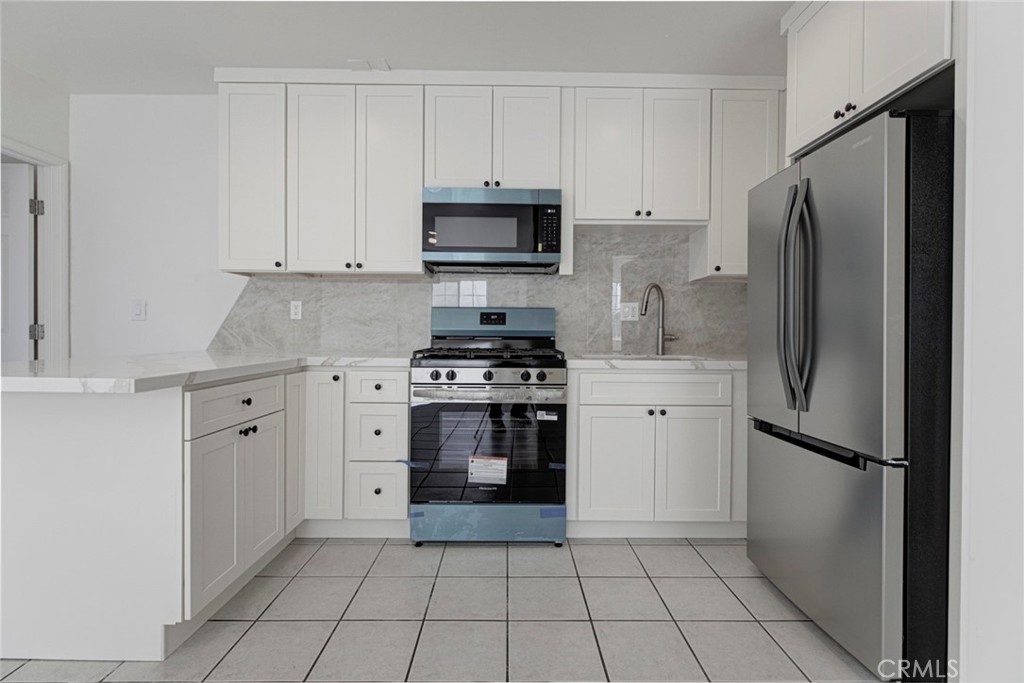 7406 Radford #2 — architectural residence