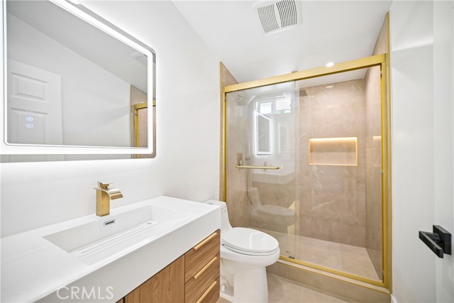 7831 Capistrano photo 28