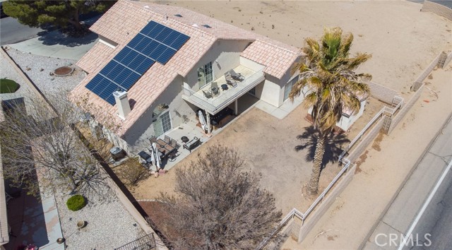 Detail Gallery Image 12 of 42 For 27857 Hummingbird, Helendale,  CA 92342 - 3 Beds | 2/1 Baths