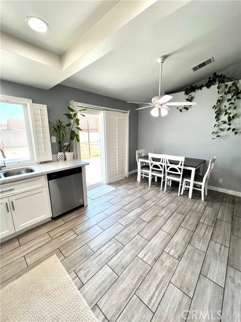 Image 7 of 18 For 25291 Maxy Drive