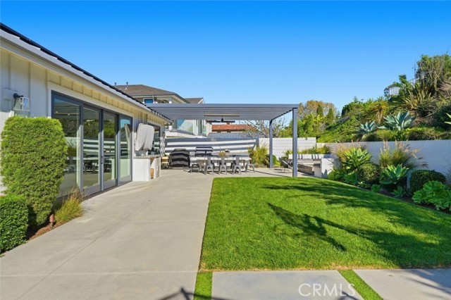 Detail Gallery Image 37 of 38 For 2848 Carob, Newport Beach,  CA 92660 - 5 Beds | 4/1 Baths