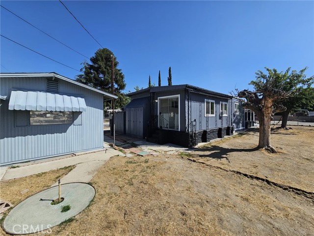 Detail Gallery Image 3 of 18 For 25968 Georgia Ave, Hemet,  CA 92544 - 2 Beds | 2 Baths