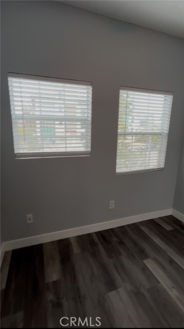 1032 S Normandie Avenue, Los Angeles CA: https://media.crmls.org/medias/624e8ea1-b0c5-470d-9f6a-52083ff02189.jpg
