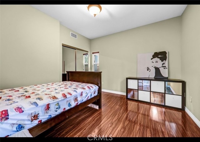 Detail Gallery Image 22 of 28 For 5517 Welland Ave Unit E,  Temple City,  CA 91780 - 3 Beds | 3 Baths