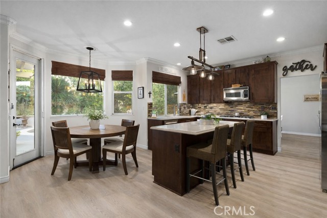 Detail Gallery Image 19 of 72 For 2384 Canyon Crest, La Verne,  CA 91750 - 5 Beds | 3 Baths