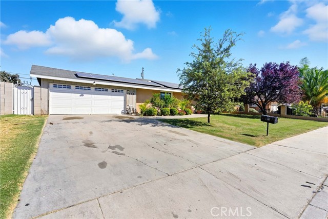 Detail Gallery Image 13 of 19 For 4508 Axminster, Bakersfield,  CA 93307 - 3 Beds | 2 Baths