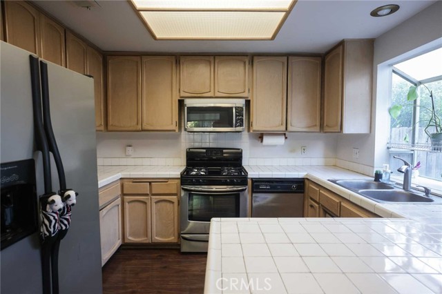 Detail Gallery Image 10 of 25 For 3920 Maxson Road #B,  El Monte,  CA 91732 - 4 Beds | 2/1 Baths