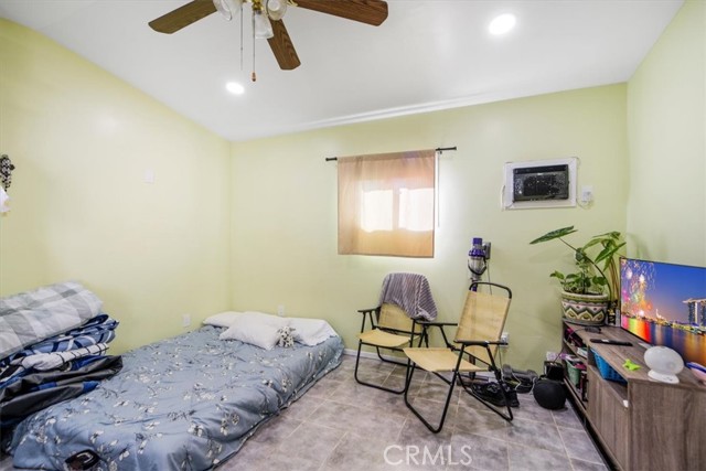 37913 53rd E Street, Palmdale CA: https://media.crmls.org/medias/624ff08b-87f4-439a-bab4-d0a039231983.jpg