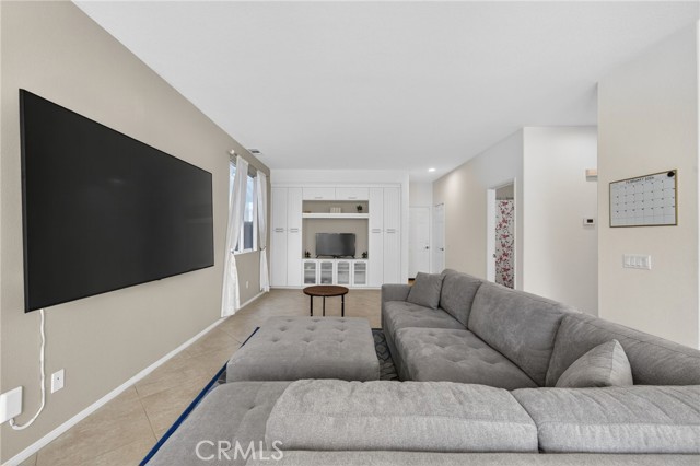 Detail Gallery Image 16 of 58 For 45160 Jumi Cir, Temecula,  CA 92592 - 4 Beds | 3 Baths