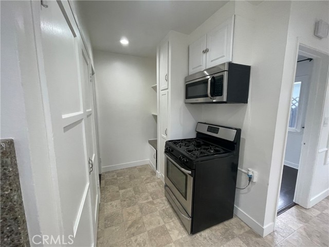Image 14 of 55 For 2221 Granada Avenue