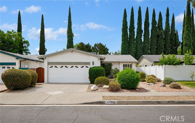 Detail Gallery Image 1 of 23 For 17916 Ludlow St, Granada Hills,  CA 91344 - 3 Beds | 2 Baths