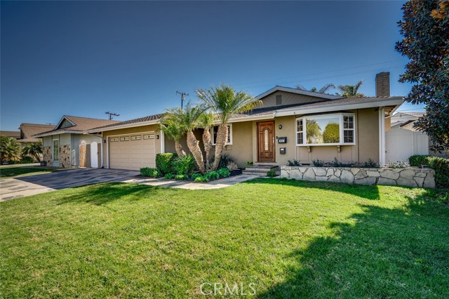 Image 3 for 9432 Mokihana Dr, Huntington Beach, CA 92646