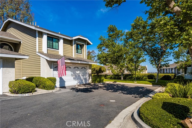 26065 Las Flores, Mission Viejo CA: https://media.crmls.org/medias/6250fd78-8bc8-4086-80bb-780514ac4e68.jpg